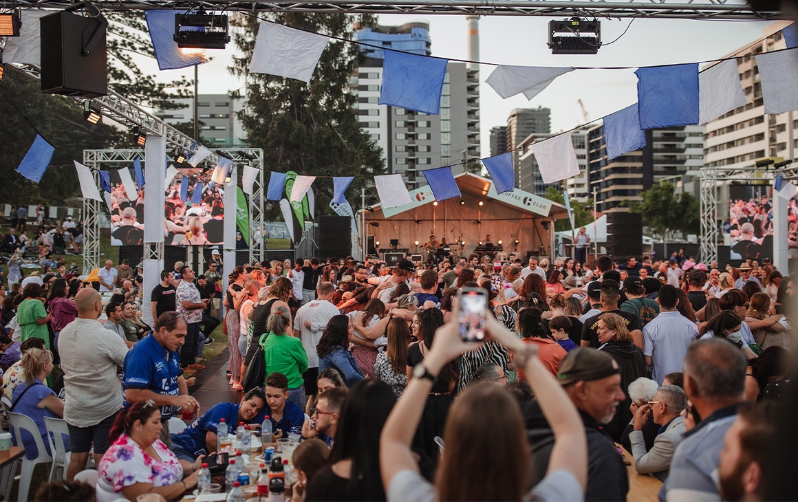 people dancing at pnaiyiri